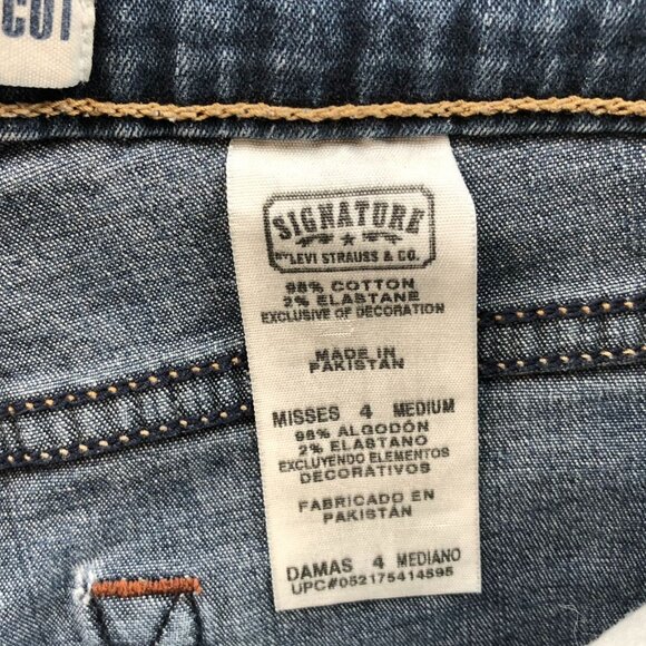 Vinatge Levi Strauss & Co. Womens Signature Jeans Size 4 Medium Bootcut Leg - Picture 3 of 13